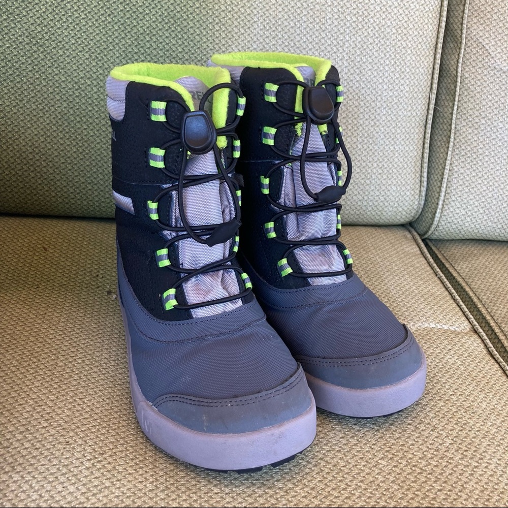 MERRELL Snow Drift Kids Waterproof Boots SZ 5